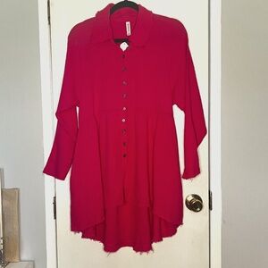Zenana: Medium: NWT Fuchsia Long Sleeve Button Up Textured Frayed